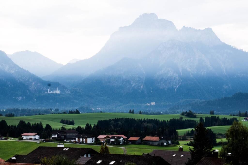 Neuschwanstein-Blick Apartamento Füssen Exterior foto