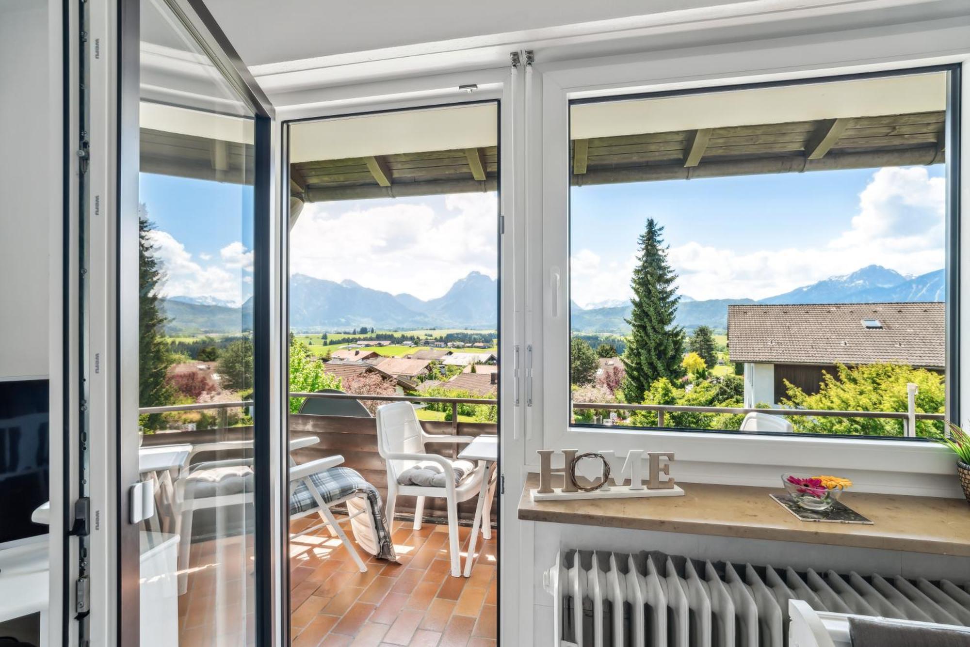 Neuschwanstein-Blick Apartamento Füssen Exterior foto